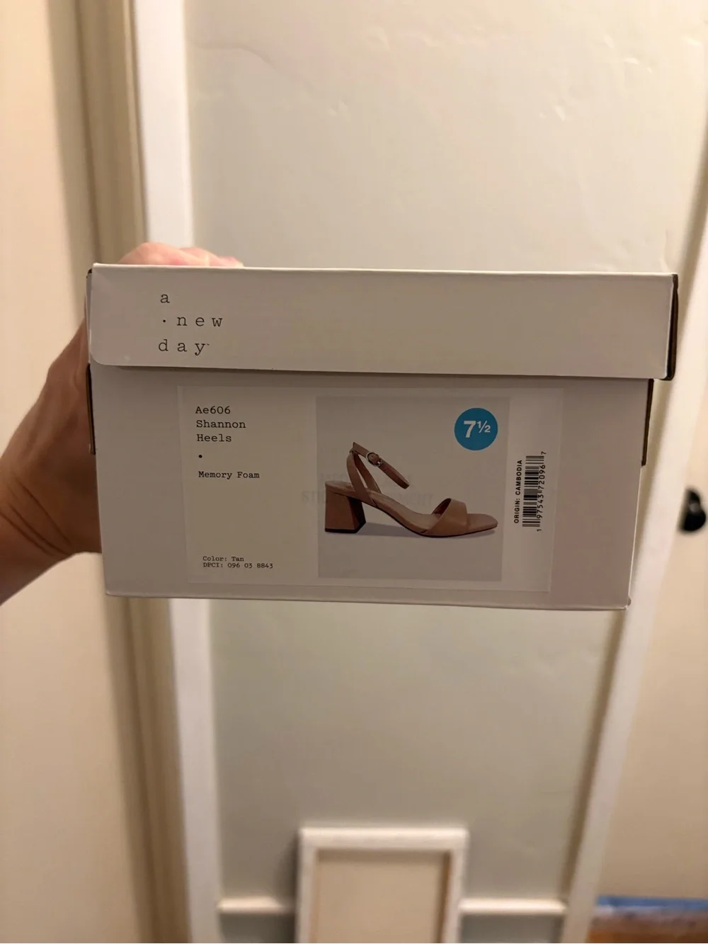 Never Worn Nude Block Heel